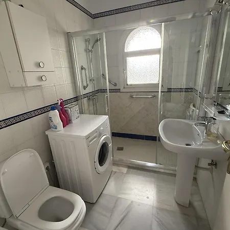 Charming 3-bed In Calahonda - Suiza Villa
