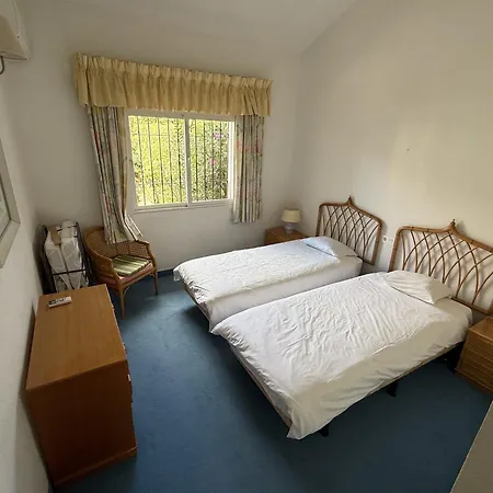 Villa Charming 3-bed In Calahonda - Suiza *